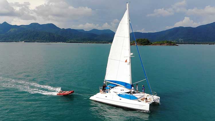 Exclusive catamaran Koh Chang